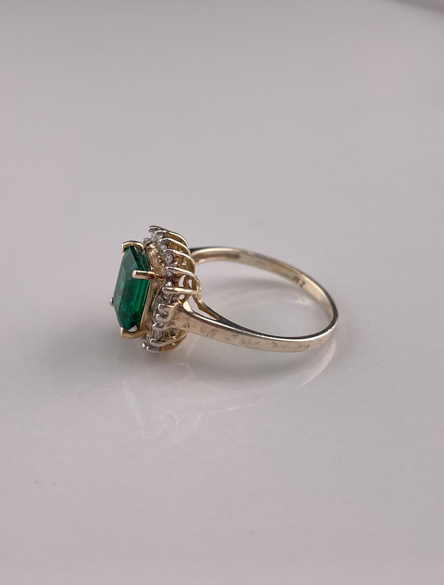 10K Yellow Gold Synthetic Emerald Ring