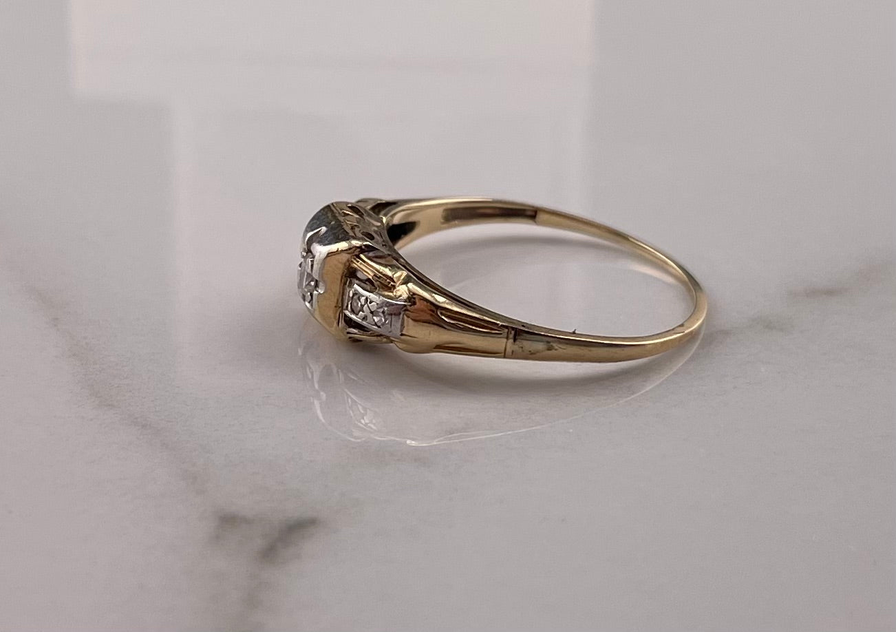 14K Yellow Gold Ring With Diamonds