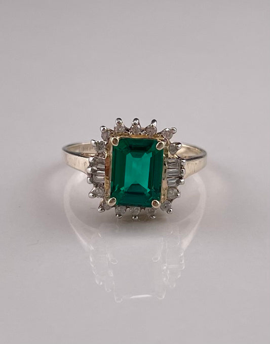 10K Yellow Gold Synthetic Emerald Ring