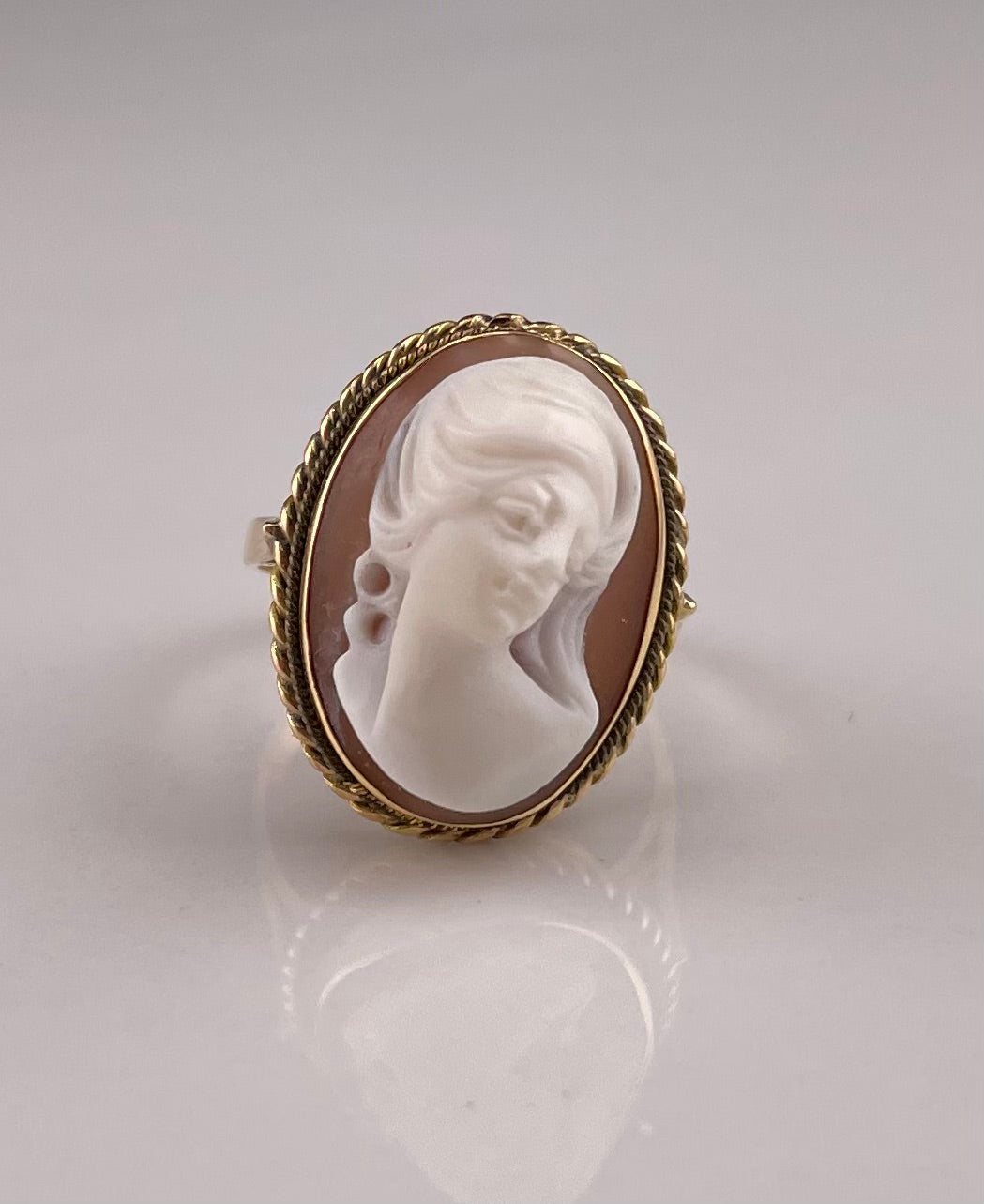 Cameo Ring