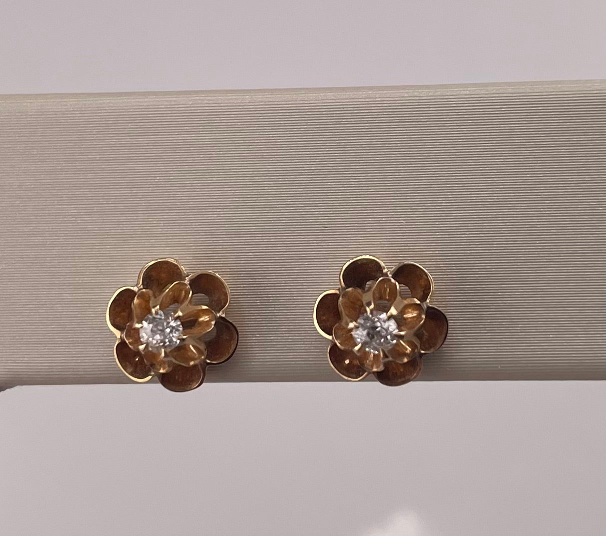 12K Yellow Gold Flower Earrings With Diamonds