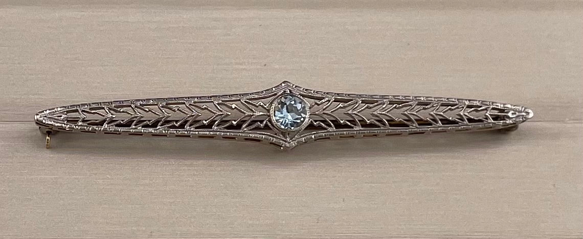 14K White Gold Bar Pin